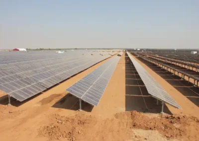 SOLAR PARK EN GUJARAT, INDIA